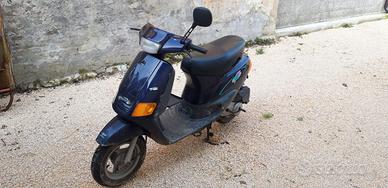 Scooter piaggio zip 50