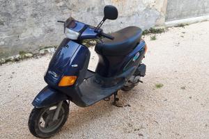 Scooter piaggio zip 50