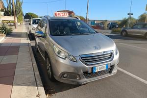Peugeot 2008 BlueHDi 100 Allure