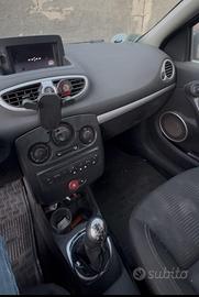 Auto .