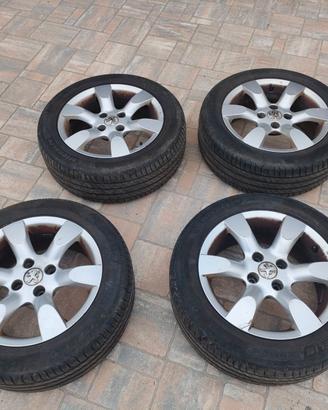 Cerchi e gomme Peugeot