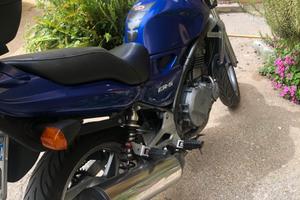 moto kavasaki er 500