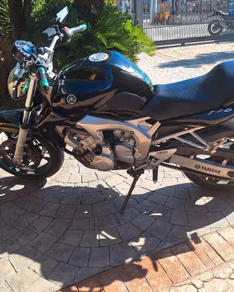 yhamaha fz6 600cc