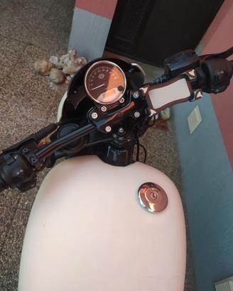 Harley-Davidson Street Rod 750