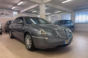 Lancia Thesis 2.4 JTD 20V Emblema
