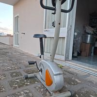  Cyclette con velocità regolabile