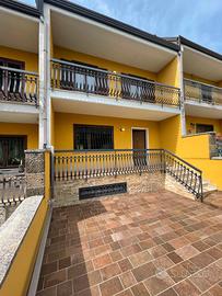 Villetta a Schiera ad Ospedaletto d'Alpinolo (AV)