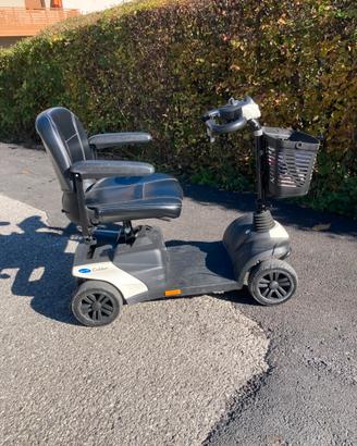 Scooter elettrico 4 ruote per disabili/anziani