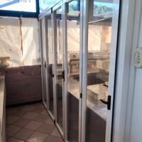 Veranda scorrevole in alluminio + porta ingresso