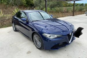 Alfa Romeo Giulia 2.2 180 CV