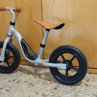 Bicicletta senza pedali