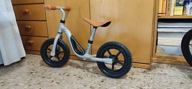 Bicicletta senza pedali