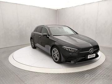 Mercedes-Benz Classe A A 200 d AMG Line Premi...