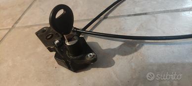 blocco sella Triumph Speed triple 1050