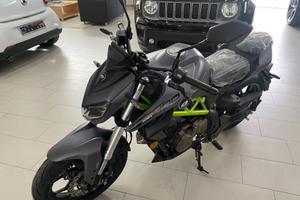 QJ MOTOR SRK 400 Abs