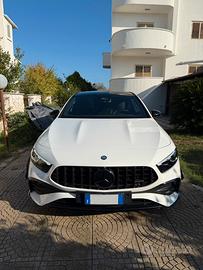 MERCEDES AMG A35 NO BOLLO