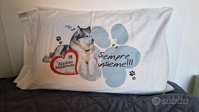 federe cuscino con stampe cani. 