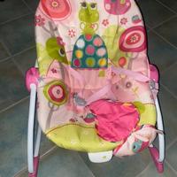 Dondolo per neonati con giochini che si muovono