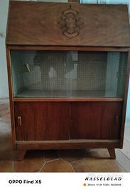 Mobile vetrina vintage con ribalta