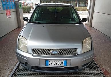 Ford Fusion 1.4 benzina - 2005