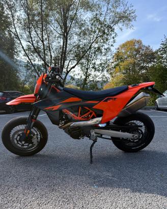 KTM 690 SMC R 2026