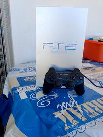  PlayStation 2 Sony con joystick e giochi fifa 14