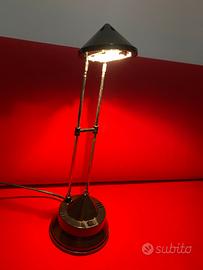 Lampada telescopica allungabile
