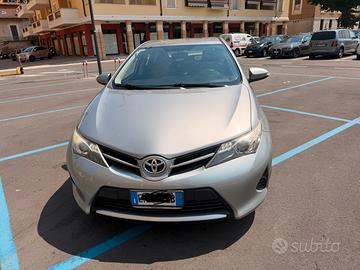 Toyota Auris 2013