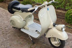 Vespa 125 faro basso 1953