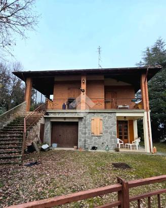 PORZIONE DI BIFAMILIARE A NEVIANO DEGLI ARDUINI