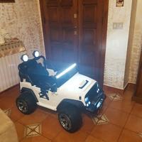 Auto Jeep due posti per bambini 