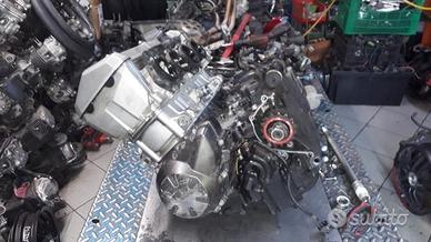 Z750 07-11 : motore farfallato collettore pompa