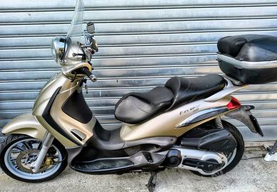 Piaggio Beverly 500