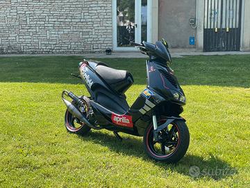 Scooter Aprilia SR 50