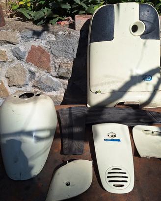 Ricambi piaggio vespa et4 125