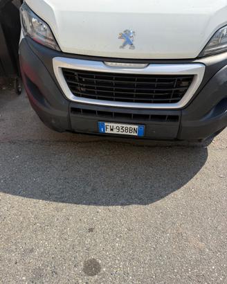 Peugeot Boxer 335 2.0 BlueHDi 130 CV 2019 98.000km