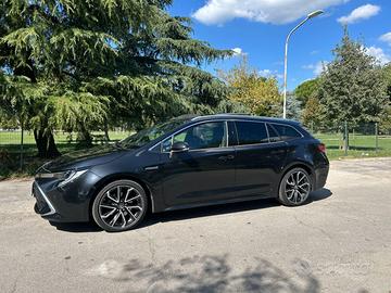 Toyota Corolla Touring Sport 2.0 HYBRID – Lounge