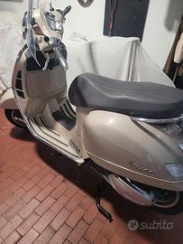 Vespa Gts 300 Hpe Abs/Asr