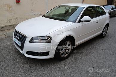 AUDI A3 1.6 Ambiente