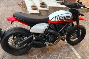 Ducati scrambler urban Motard