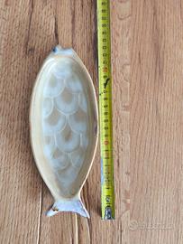 piatto in ceramica per condimenti 