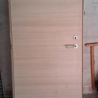 1 porta per interno