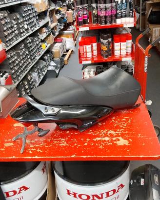 ricambi generici per moto x11 Honda originali
