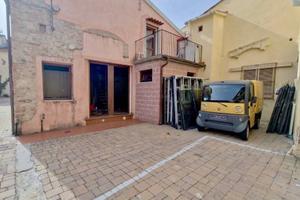 Loft / Open Space di 110 m² con 3 locali a Pisa