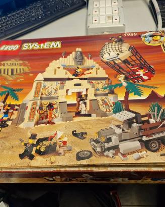 LEGO set 5988 con scatola e libretti