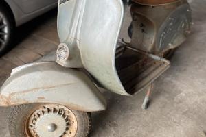 Vespa 150 sprint solo pezzi di ricambio