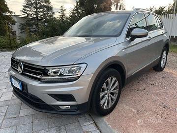 VOLKSWAGEN TIGUAN 2.0 TDI DSG 150CV BUSINESS