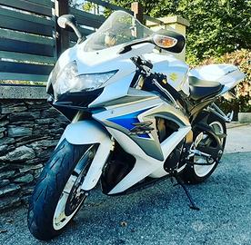 Suzuki gsxr 600