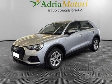 Audi Q3 35 TDI quattro S tronic Business Advanced