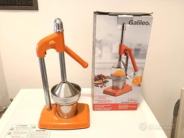 Spremiagrumi metallico manuale